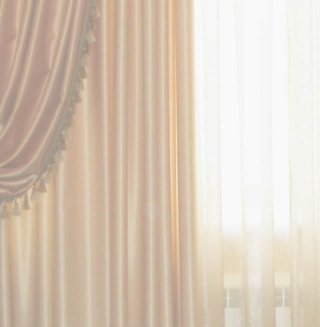 Hero Curtain